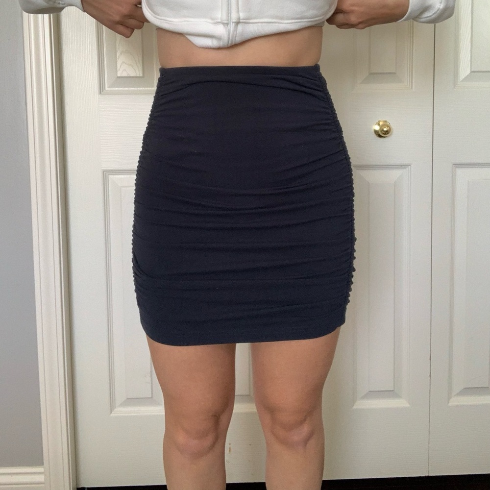 Aritzia TNA Skirt
